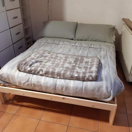 Little 58 Apartment Луино Екстериор снимка