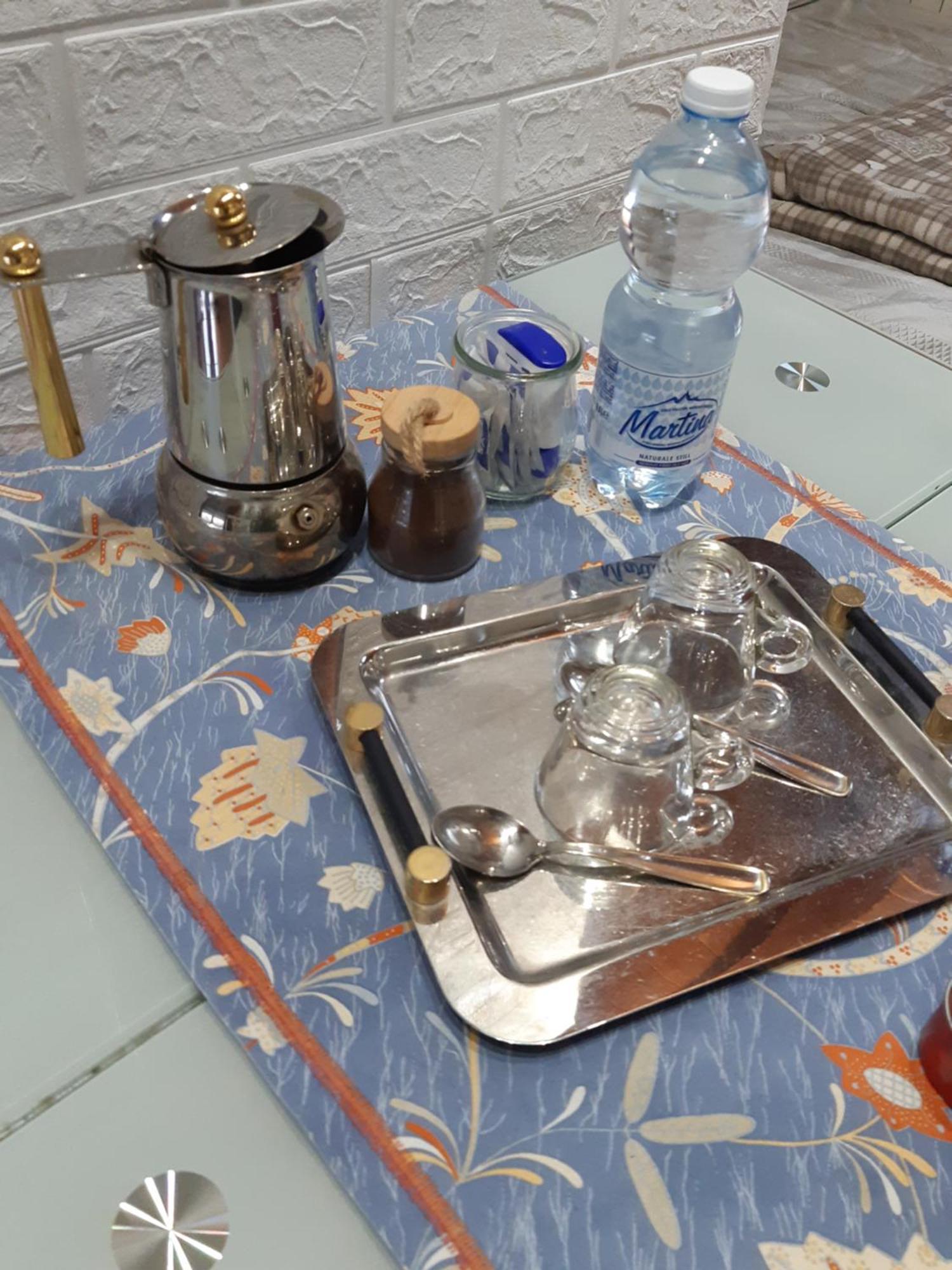 Little 58 Apartment Луино Екстериор снимка